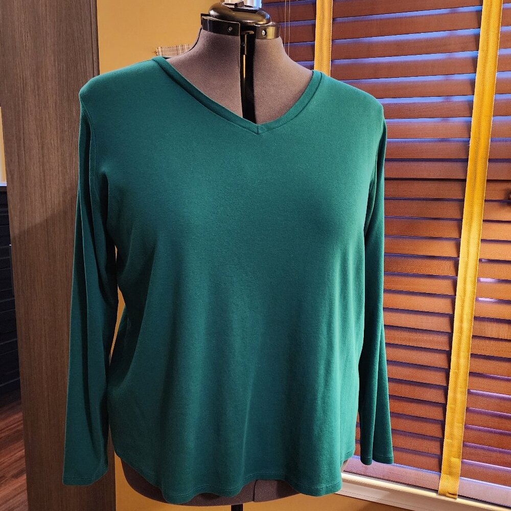 Green 2X Long Sleeve T-shirt by Liz Claiborne
